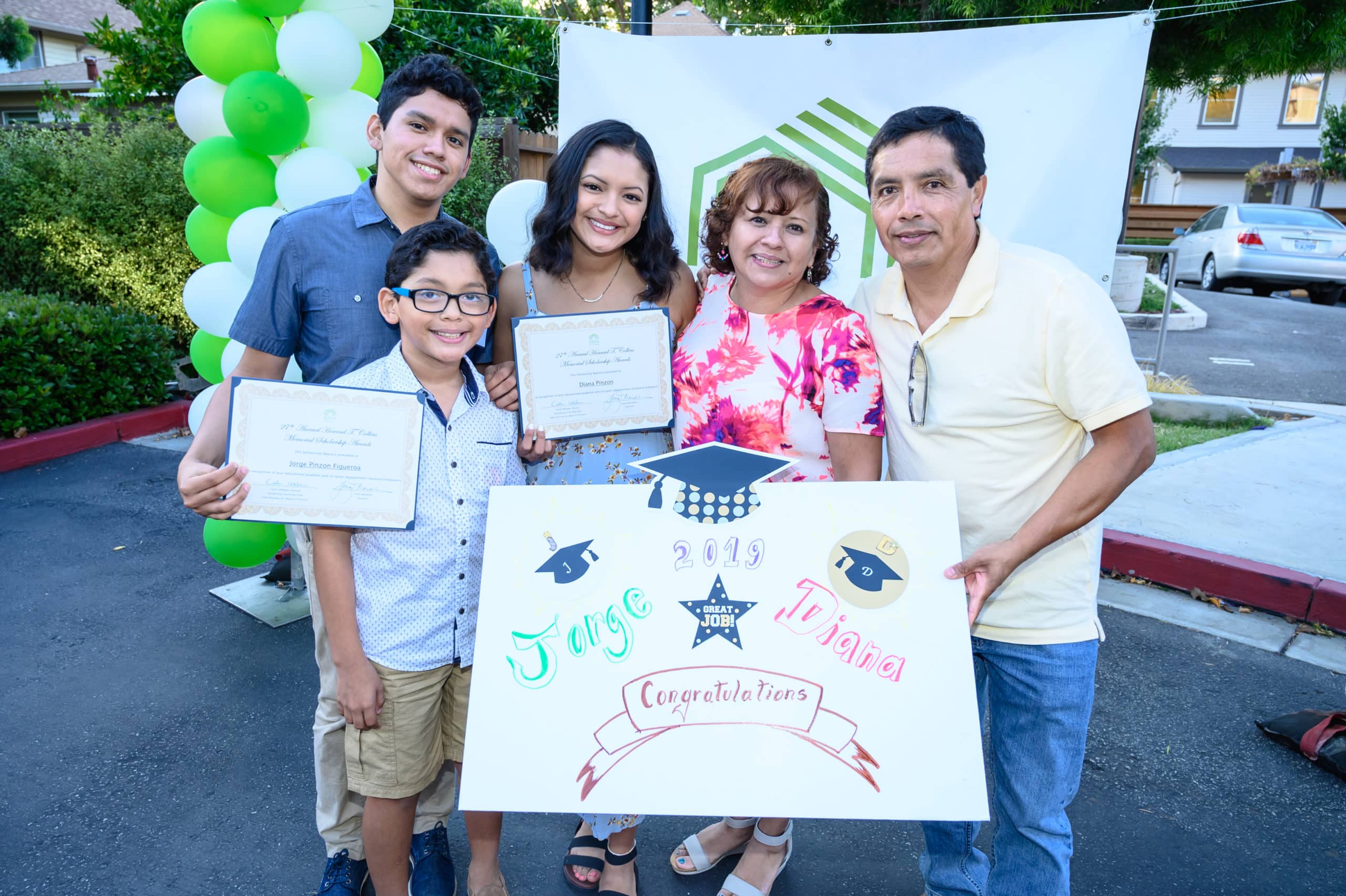 Howard T. Collins Memorial Scholarship is Accepting Applications Online